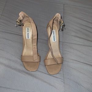 Cute heels. I have worn them out a couple of times. They go with lots of outfits